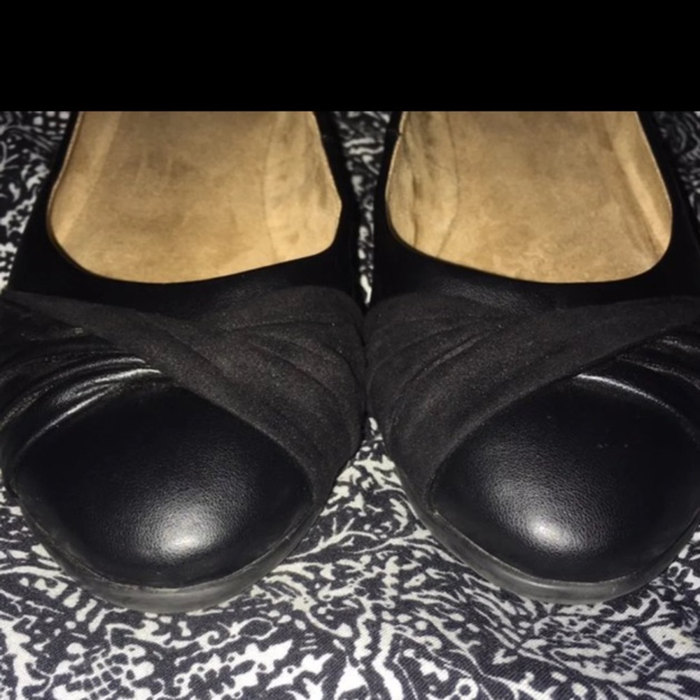 EUC Bass Milly Black Sz 7W Comfort Flats